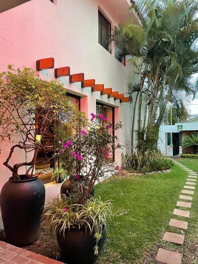 La Provence Restaurant & Hotel Boutique Cuernavaca Exterior photo
